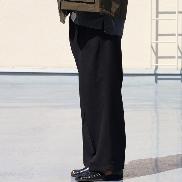 画像4: LANATEC® (ラナテック) TECH ウールライクツイル 2タック ワイドストレート イージーパンツ【MADE IN JAPAN】『日本製』【送料無料】/ Upscape Audience (4)
