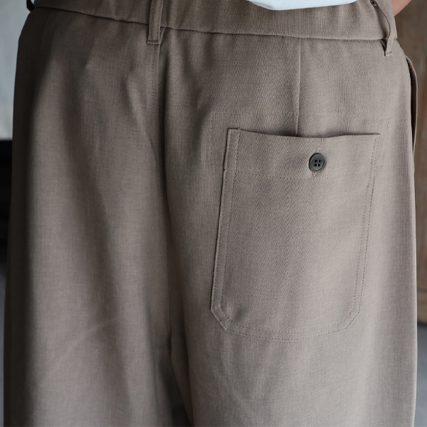 画像16: Naturemier™（ナチュレミア）TECH リネンライクトロワッシャー 1タック カーヴド ドロストパンツ【MADE IN JAPAN】『日本製』【送料無料】/ Upscape Audience (16)