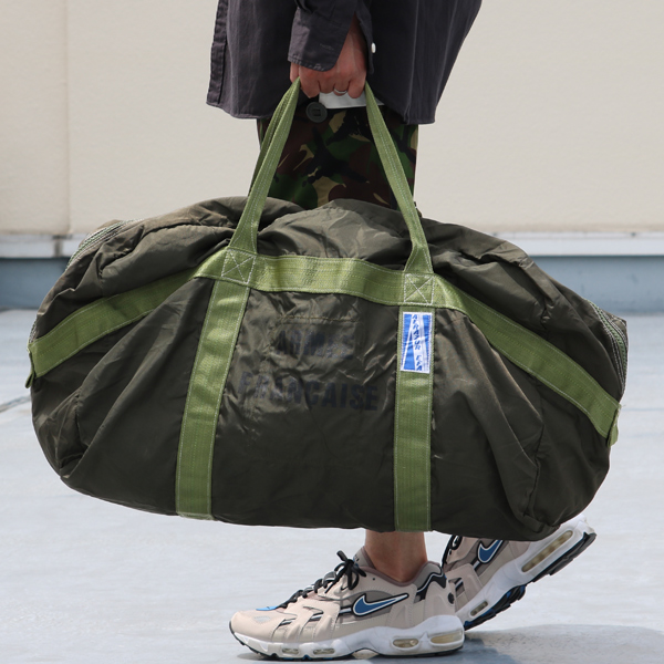 画像2: DEAD STOCK / French Army Force Paratrooper  Parachute Bag（ フランス軍パラトルーパー パラシュートバッグ ） (2)